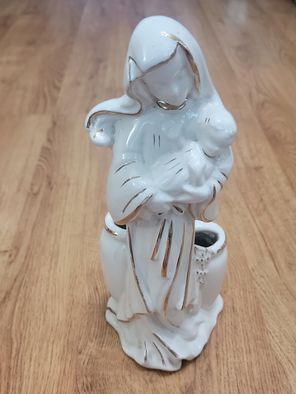 Madonna And Child Hull Pottery Figurine Planter Gold Trim  11 1/2"